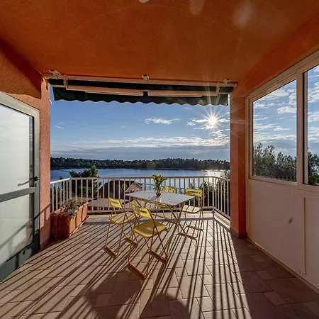Gora Seaview - 3 * Blato (Korcula)